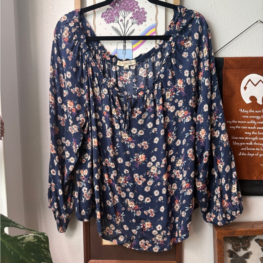 Rewind Blue Relaxed Ruched flowy navy floral Blouse
